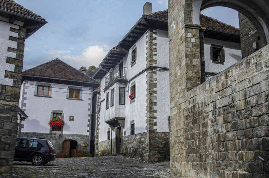 Comunidad Foral de Navarra 136 - Ochagavia.jpg